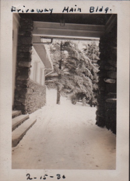 Driveway%20Main%20Building.jpg
