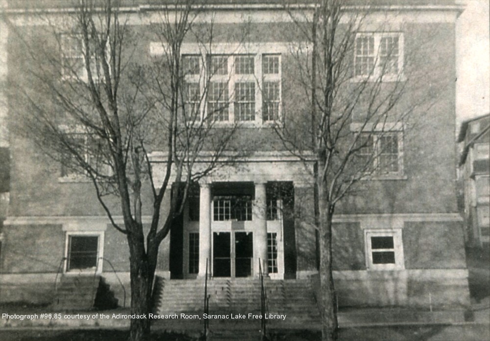 Broadway%20School.jpg