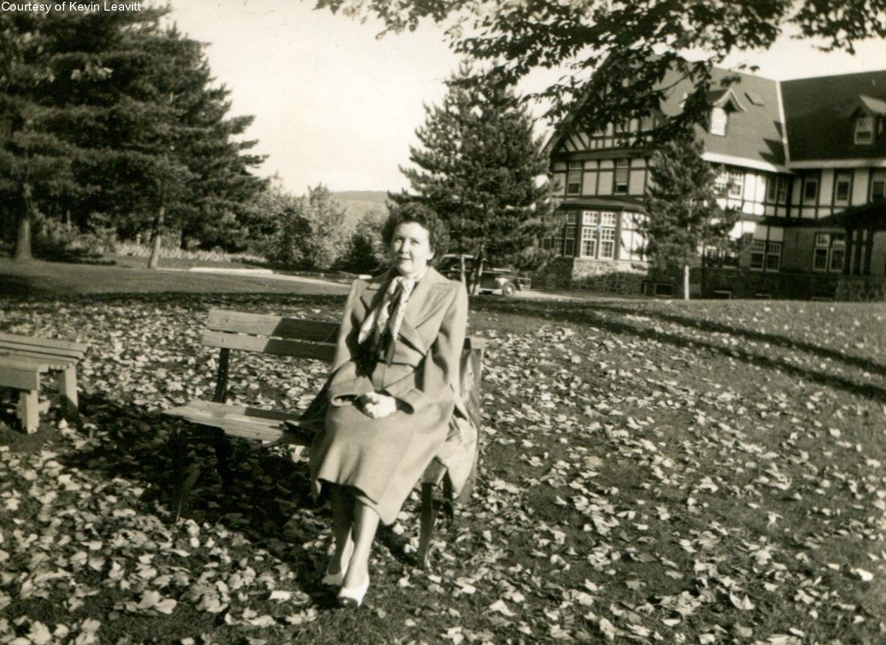 Eileen Leavitt7.jpg