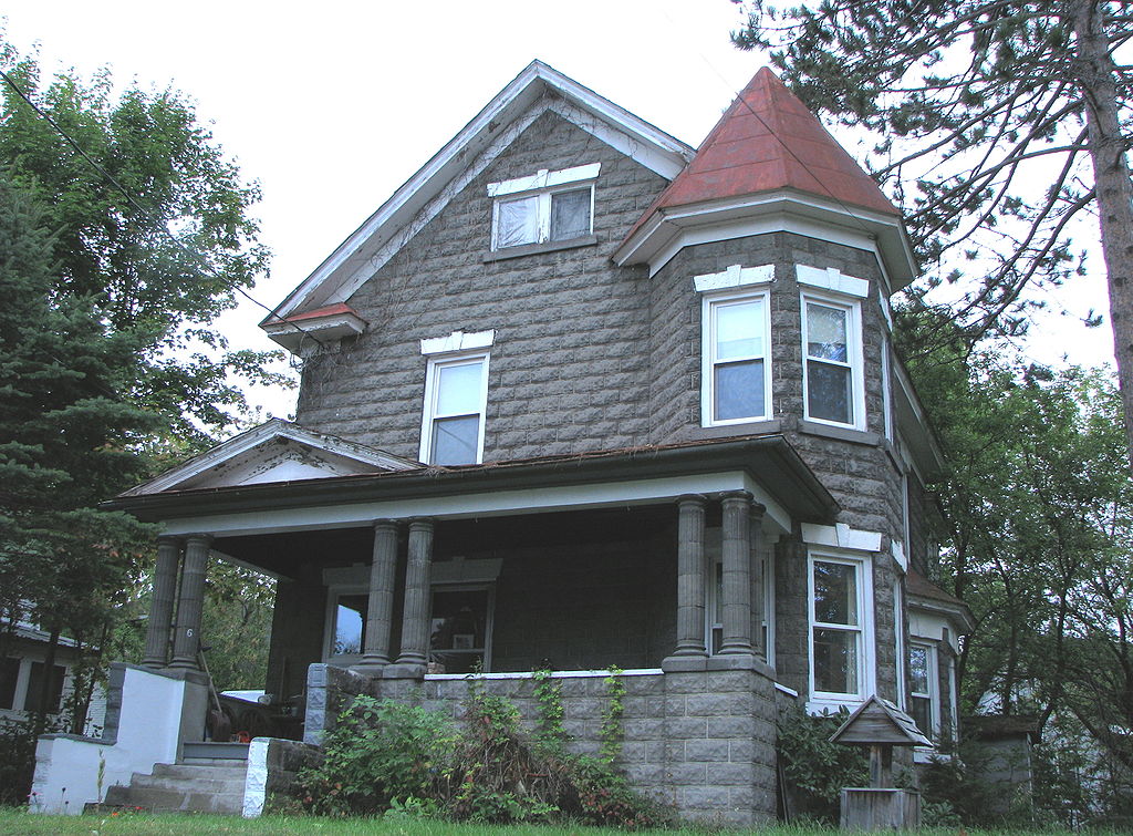 Marquay%20Cottage,%20Saranac%20Lake,%20NY.jpg