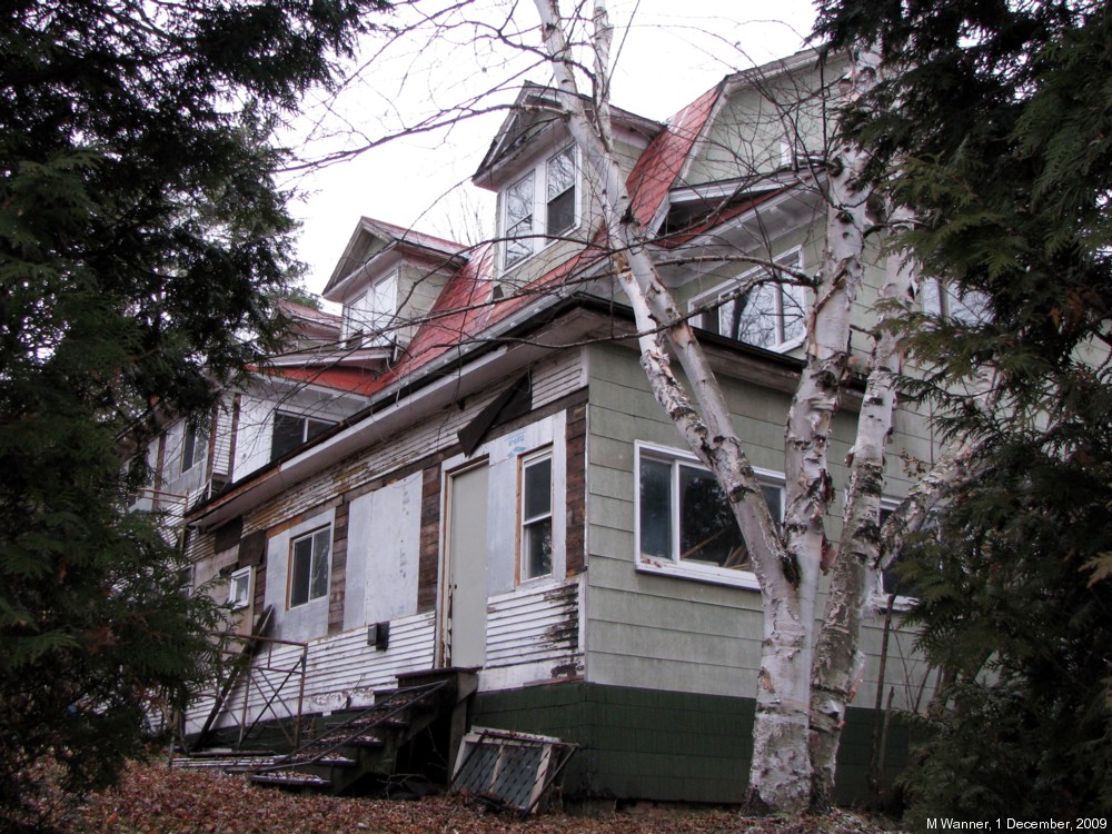 Tully%20Cottage.jpg