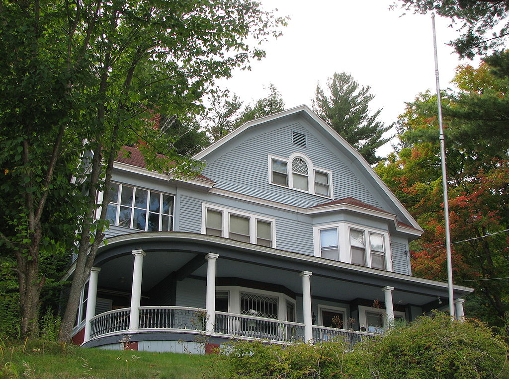 Musselman%20Cottage,%20Saranac%20Lake,%20NY.jpg