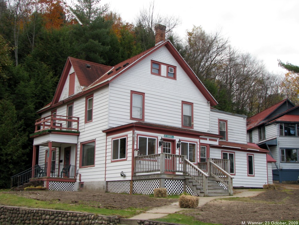 Gibney%20Cottage.jpg