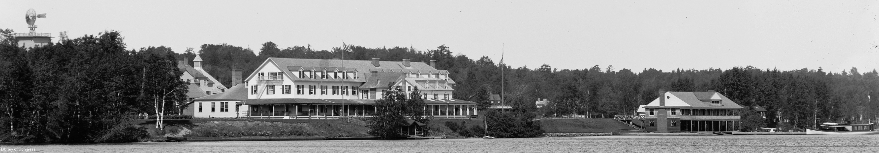 Saranac%20Inn%202.jpg