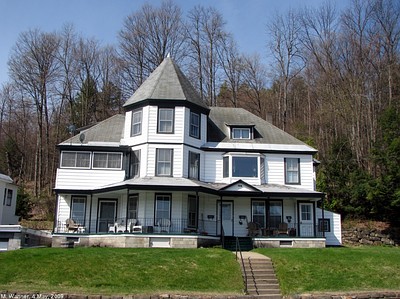R.%20Eugene%20Woodruff%20House.jpg