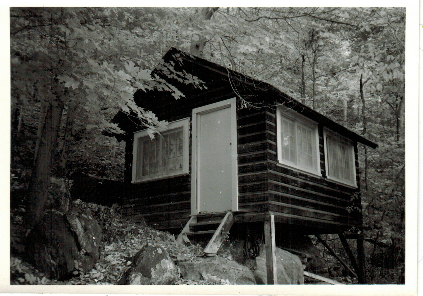 26BakerPomeroyCottageSept1989OutBuildingSouth.jpeg