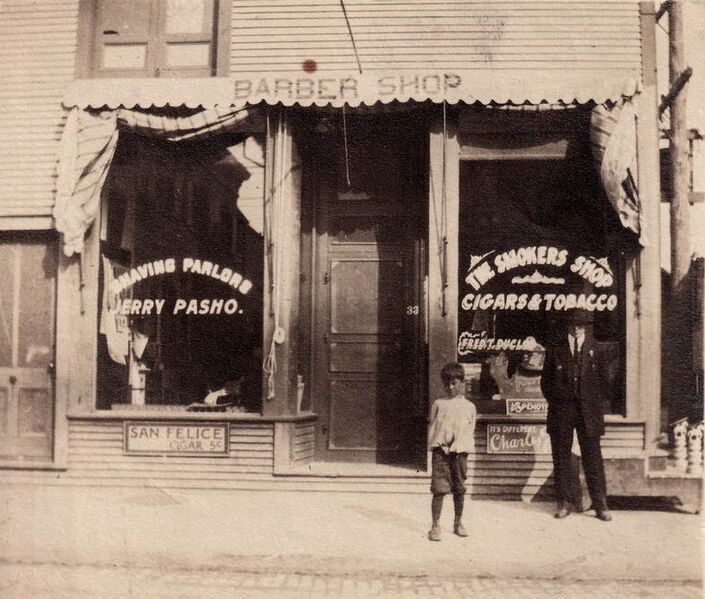 File:Pasho Barber Shop 2.jpg