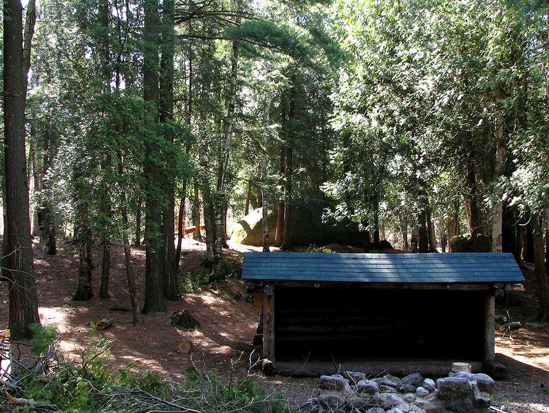 File:Middle Saranac Lake - Lean-to.jpg