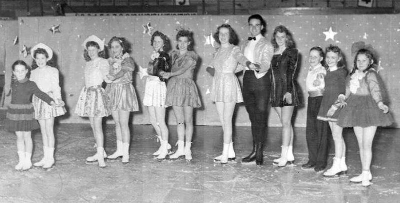 File:Natalie's skaters 002.jpg