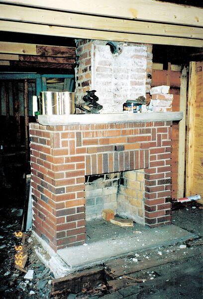 File:Bartok Cabin 1.jpg