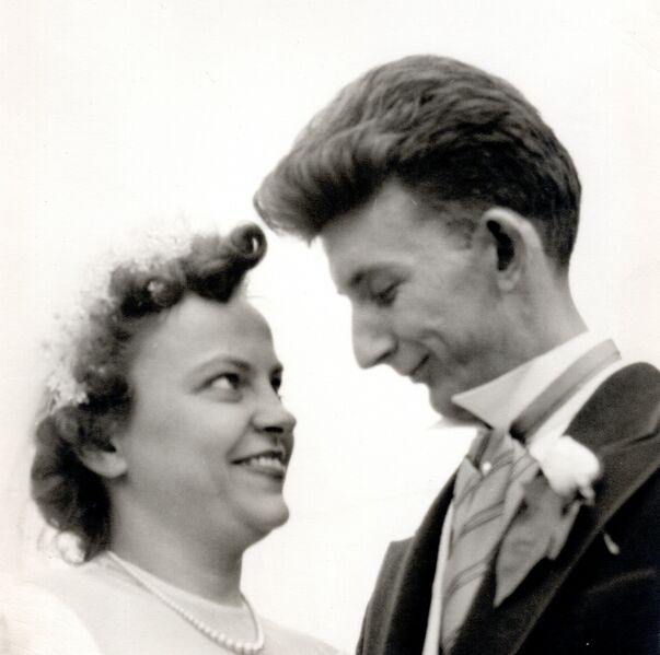 File:Robert and Bernice Baker.jpg