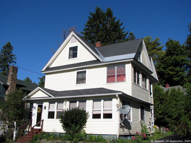 File:16 Slater Avenue.jpg