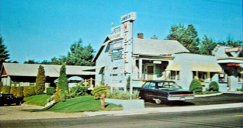 File:Lambos Motel.jpg