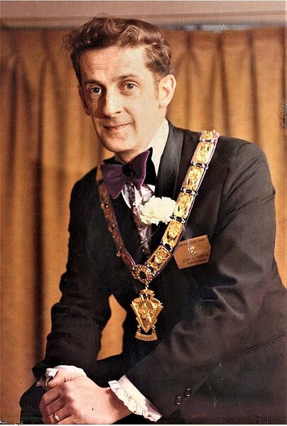 File:John Debbie.jpg