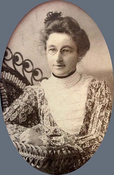 File:Anne, Elizabeth (known also as Lizzie) Hall.jpg