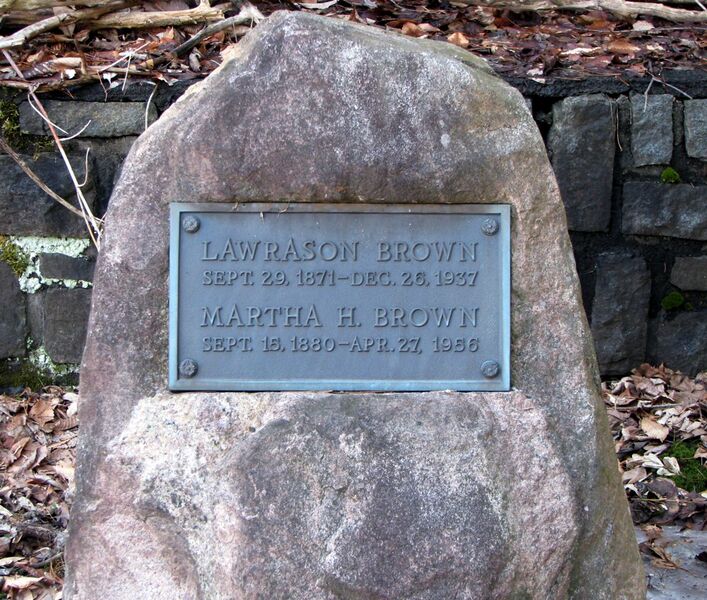 File:Lawrason Brown tombstone.jpg
