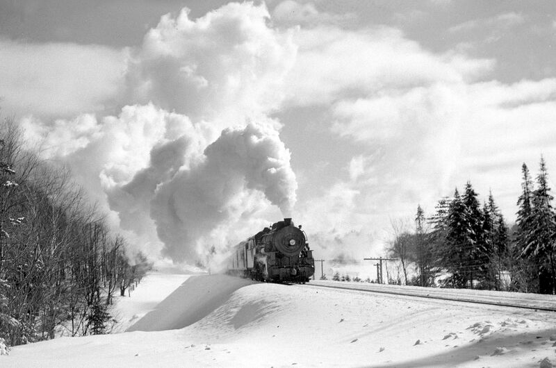 File:Saranac Inn, 1940.jpg