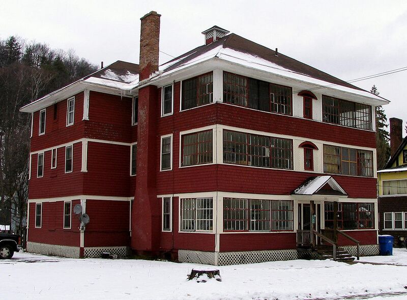 File:Gonzales Cottage.jpg