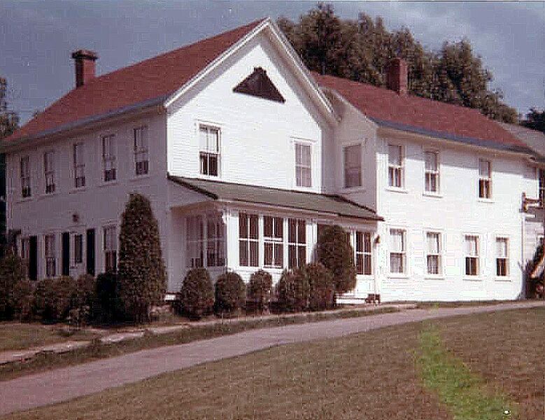 File:Finn House.jpg