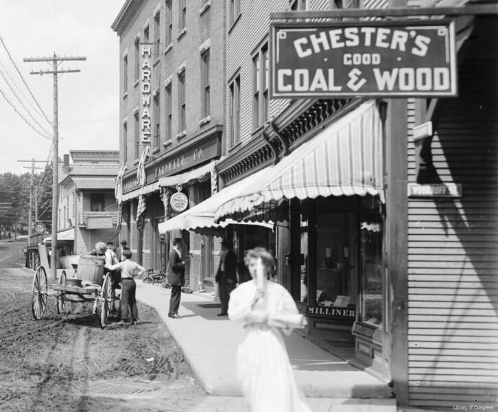 File:Broadway east side 1909.jpg