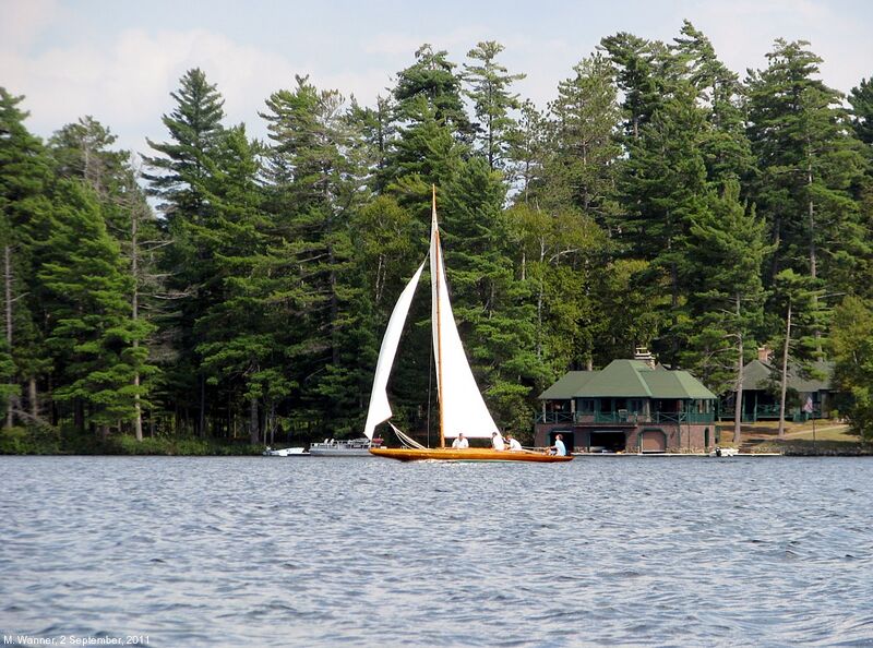 File:Birch Island boat house 2011.jpg