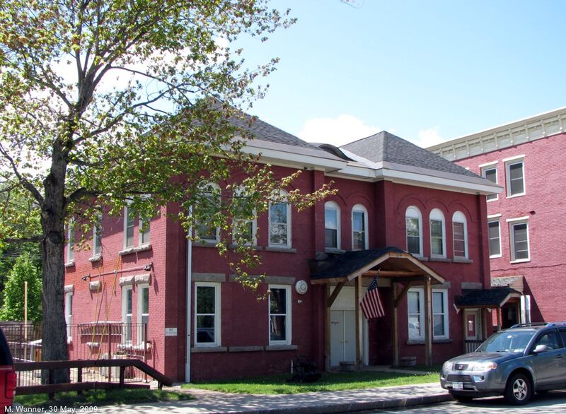 File:10 Main Street.jpg