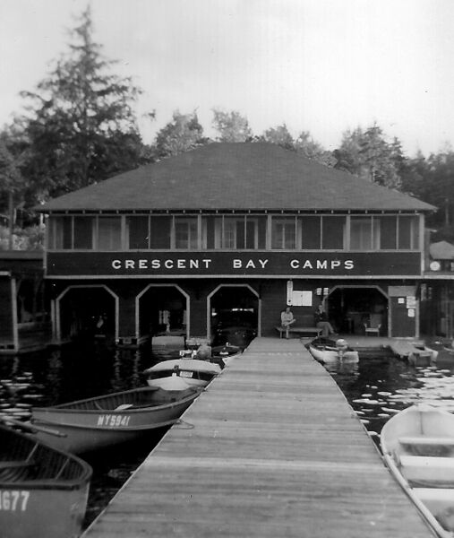 File:Crescent Bay Camps.jpg
