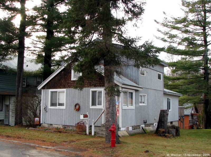 File:11 Fairview Avenue.jpg