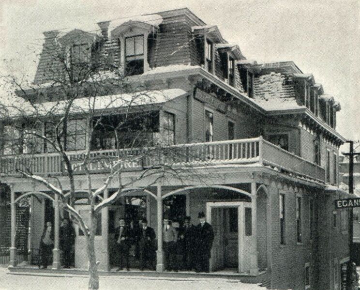 File:Empire Hotel.jpg