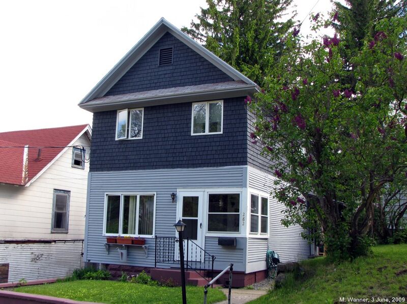 File:Bosworth Cottage.jpg