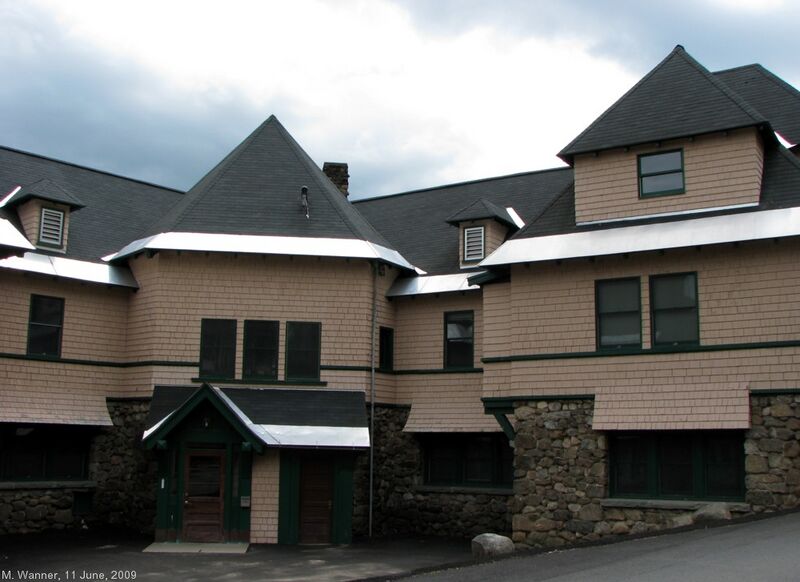 File:Medical & Reception Pavilion.jpg