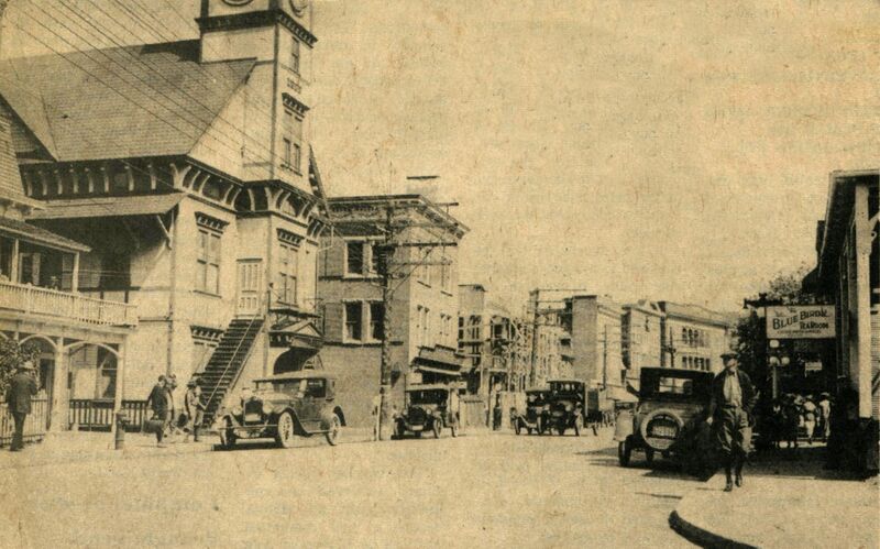 File:Main Street corner of River.jpg