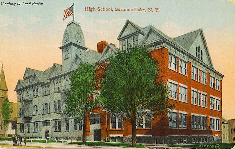 File:SLHS on Main St. - 1900.jpg