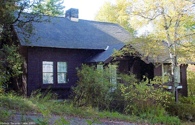 File:64 Lake Flower Avenue.jpg