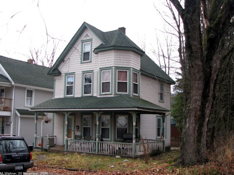 File:61 Shepard Avenue.jpg