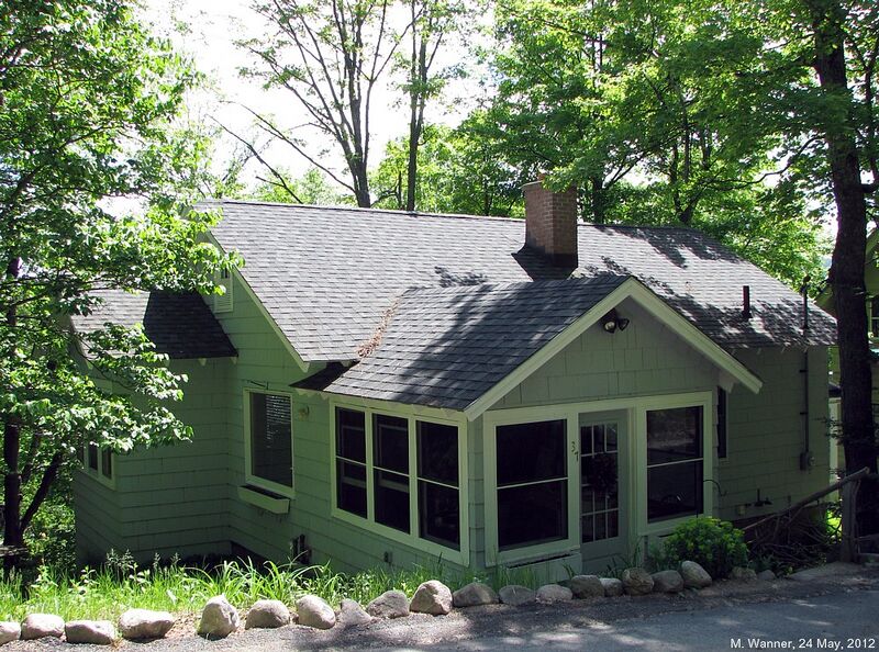 File:7 Woodycrest Road.jpg