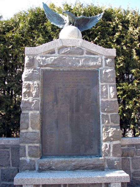 File:World War I Veterans plaque.jpg