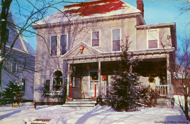 File:20 Helen Street postcard.jpg