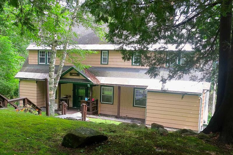 File:Bacteriologist's cottage.jpg