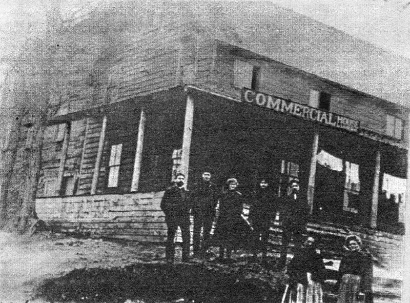 File:Commercial House.jpg