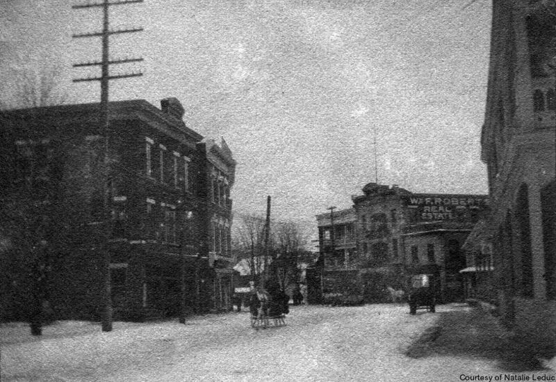 File:Main Street near the Berkeley.jpg