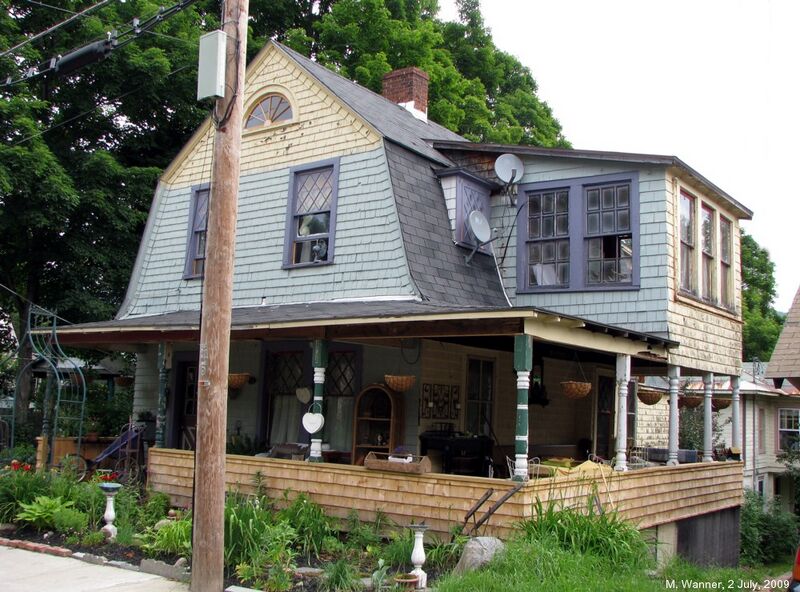 File:30 Franklin Avenue.jpg