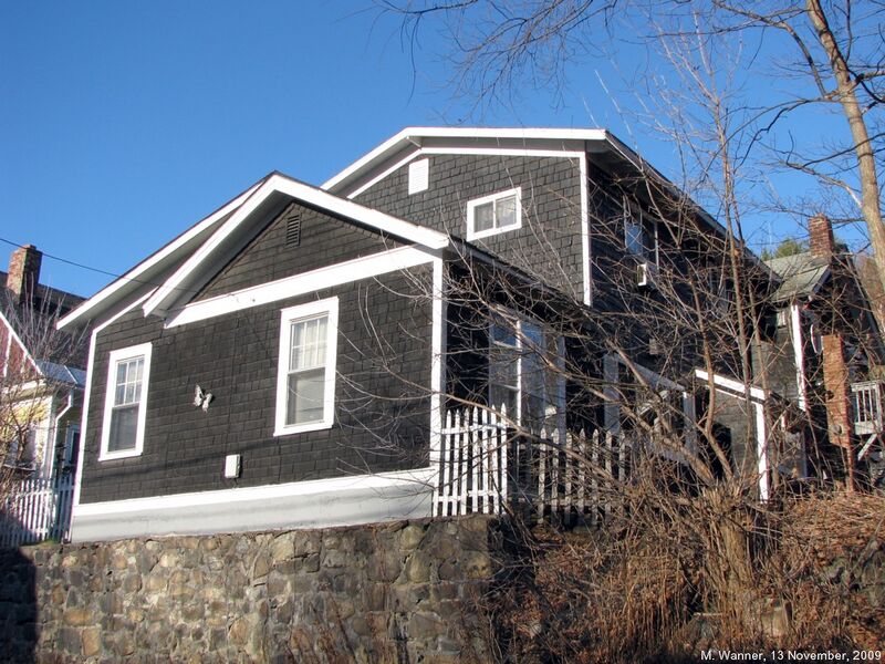 File:21 1 2 Cedar Street.jpg