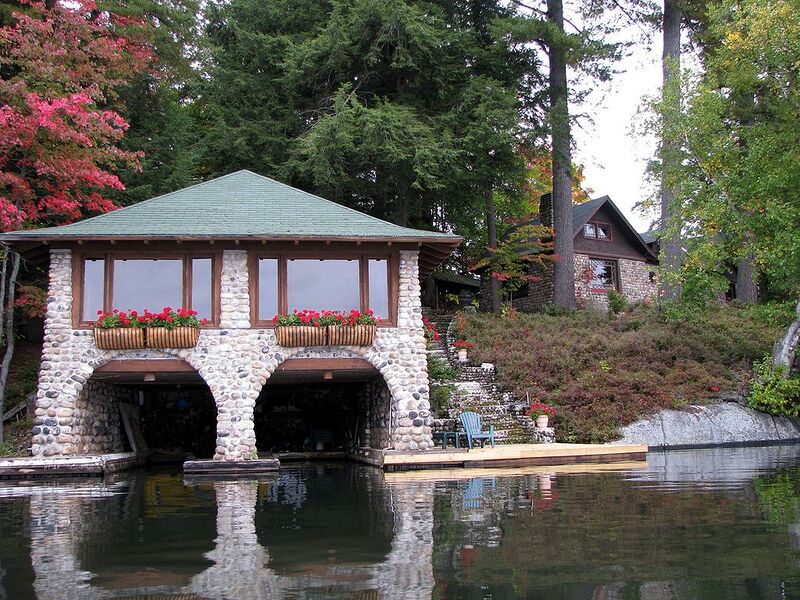 File:A Camp on Spitfire Lake.jpg
