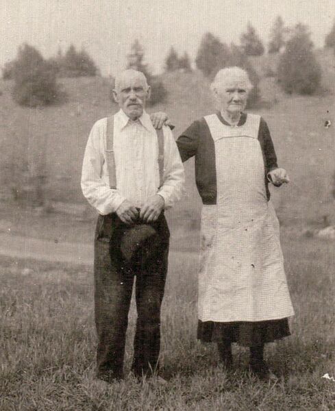 File:Lawrence and Julia Keese.jpg