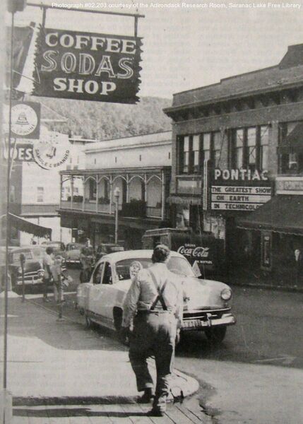 File:Pontiac Theatre.jpg