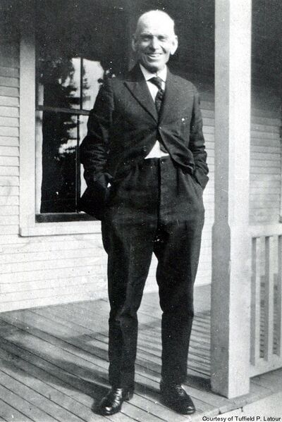 File:Tuffield Latour.jpg