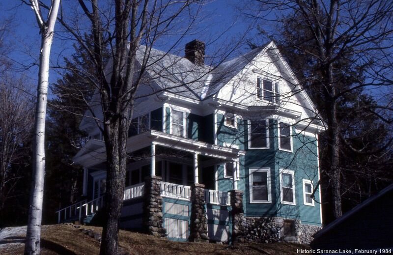 File:104 Ampersand Avenue.jpg