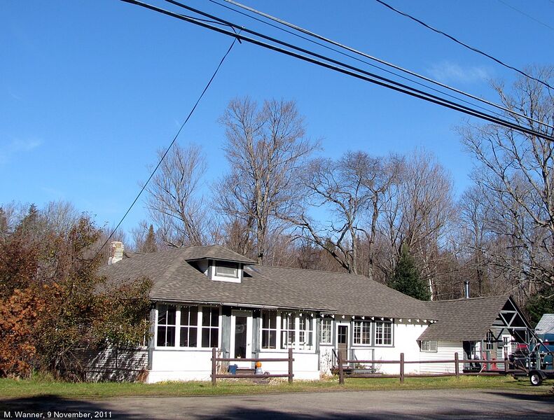 File:5859 NY 30.jpg